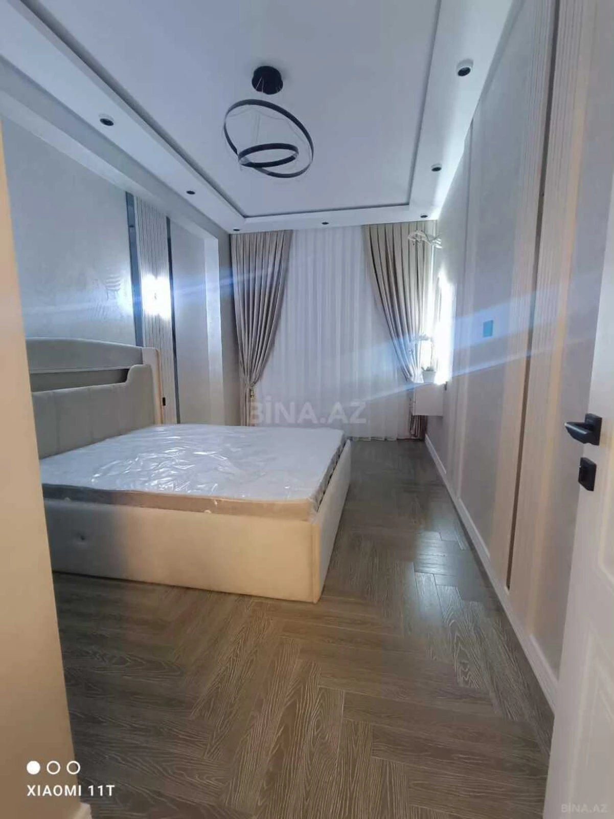 Satılır 2 otaqlı mənzil 65 m²