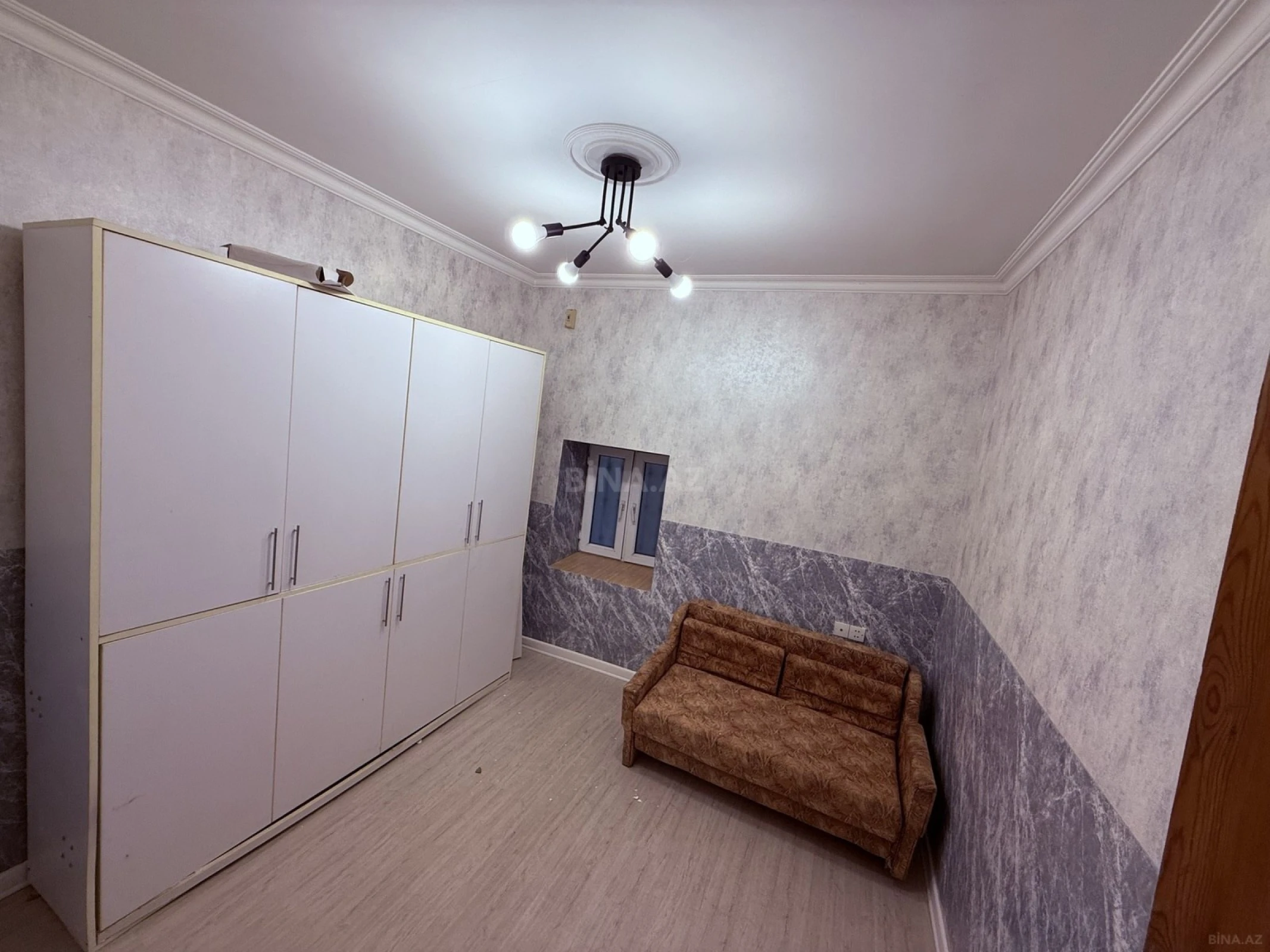 Satılır 1 otaqlı mənzil 18 m²