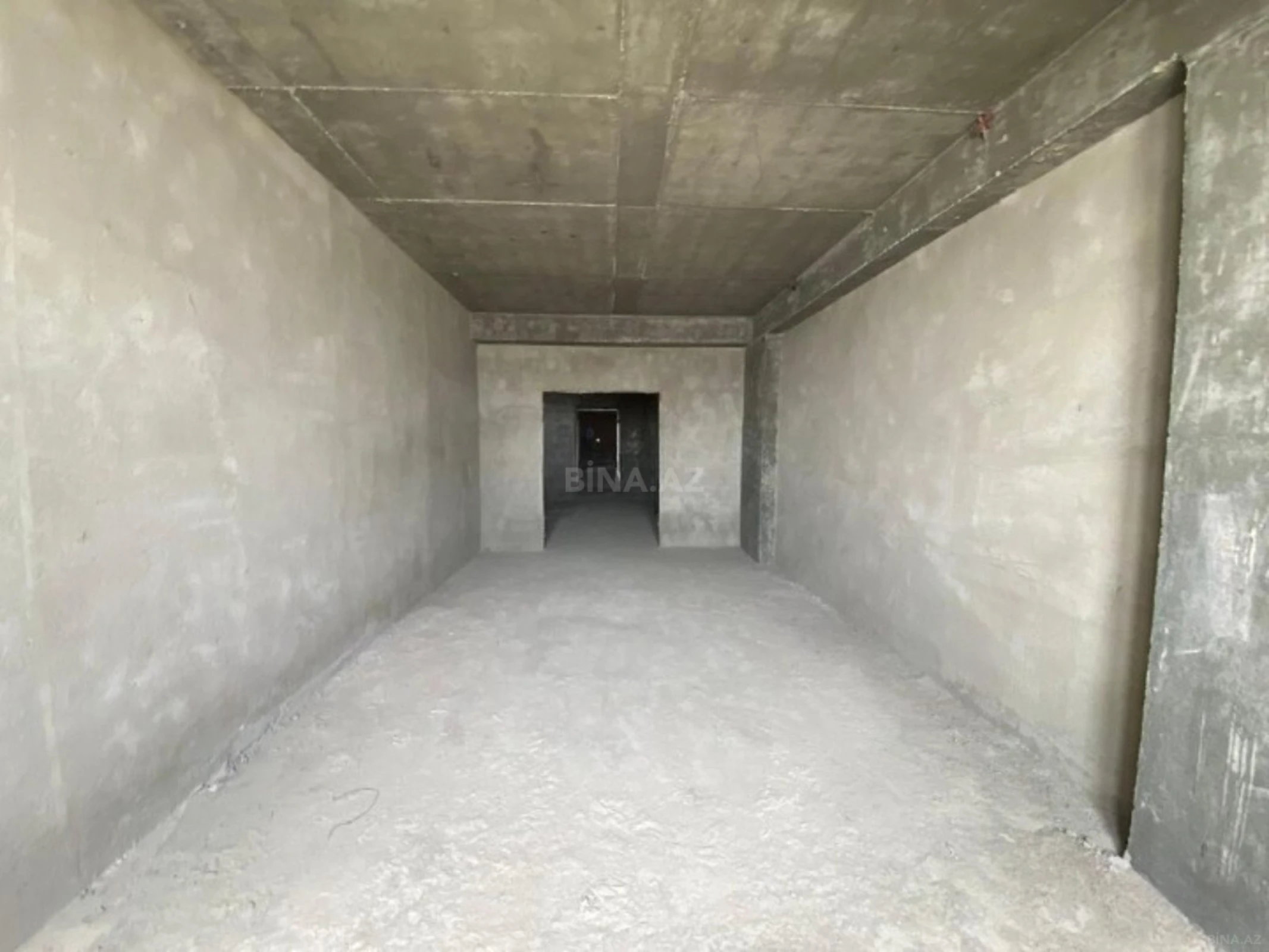 Satılır 3 otaqlı mənzil 105 m²