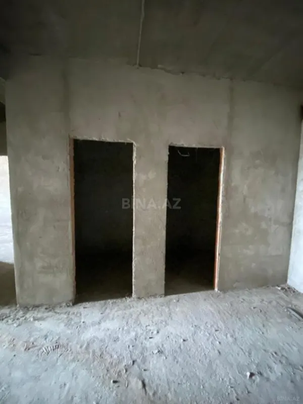 Satılır 3 otaqlı mənzil 105 m²