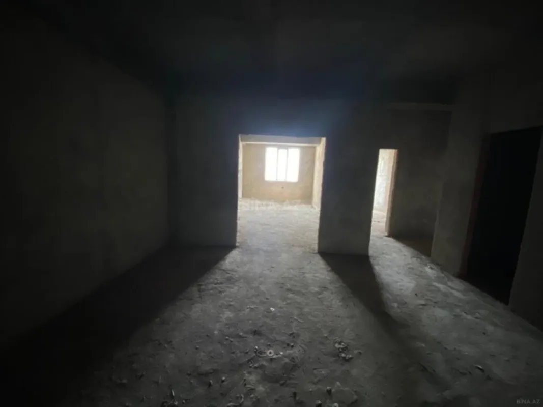 Satılır 3 otaqlı mənzil 105 m²