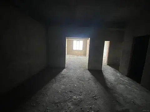 Satılır 3 otaqlı mənzil 105 m²