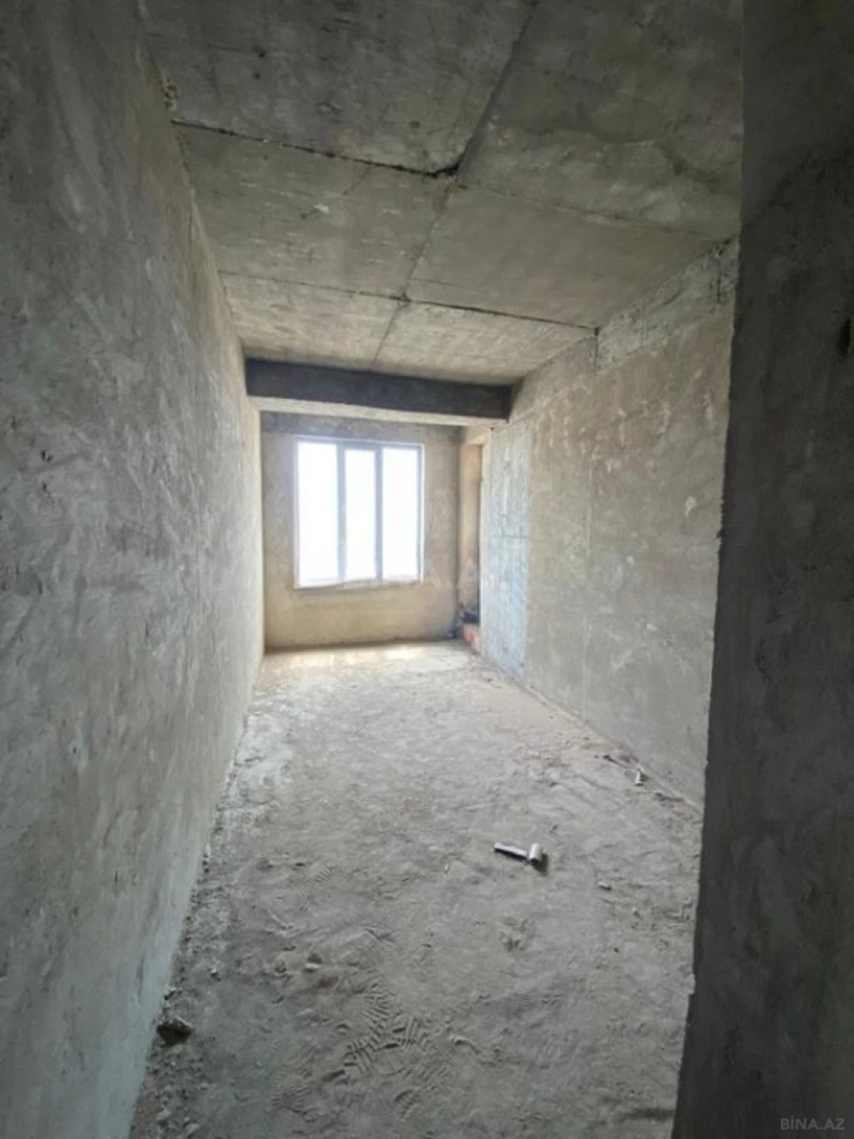 Satılır 3 otaqlı mənzil 105 m²