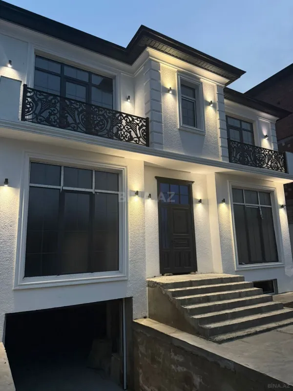 Satılır 6 otaqlı həyət evi 350 m²
