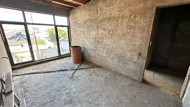 Satılır 4 otaqlı həyət evi 161 m²