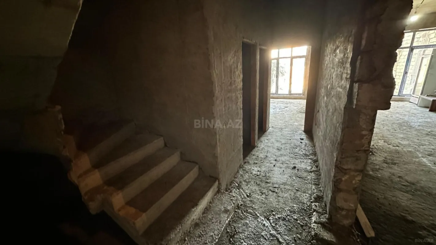 Satılır 4 otaqlı həyət evi 161 m²