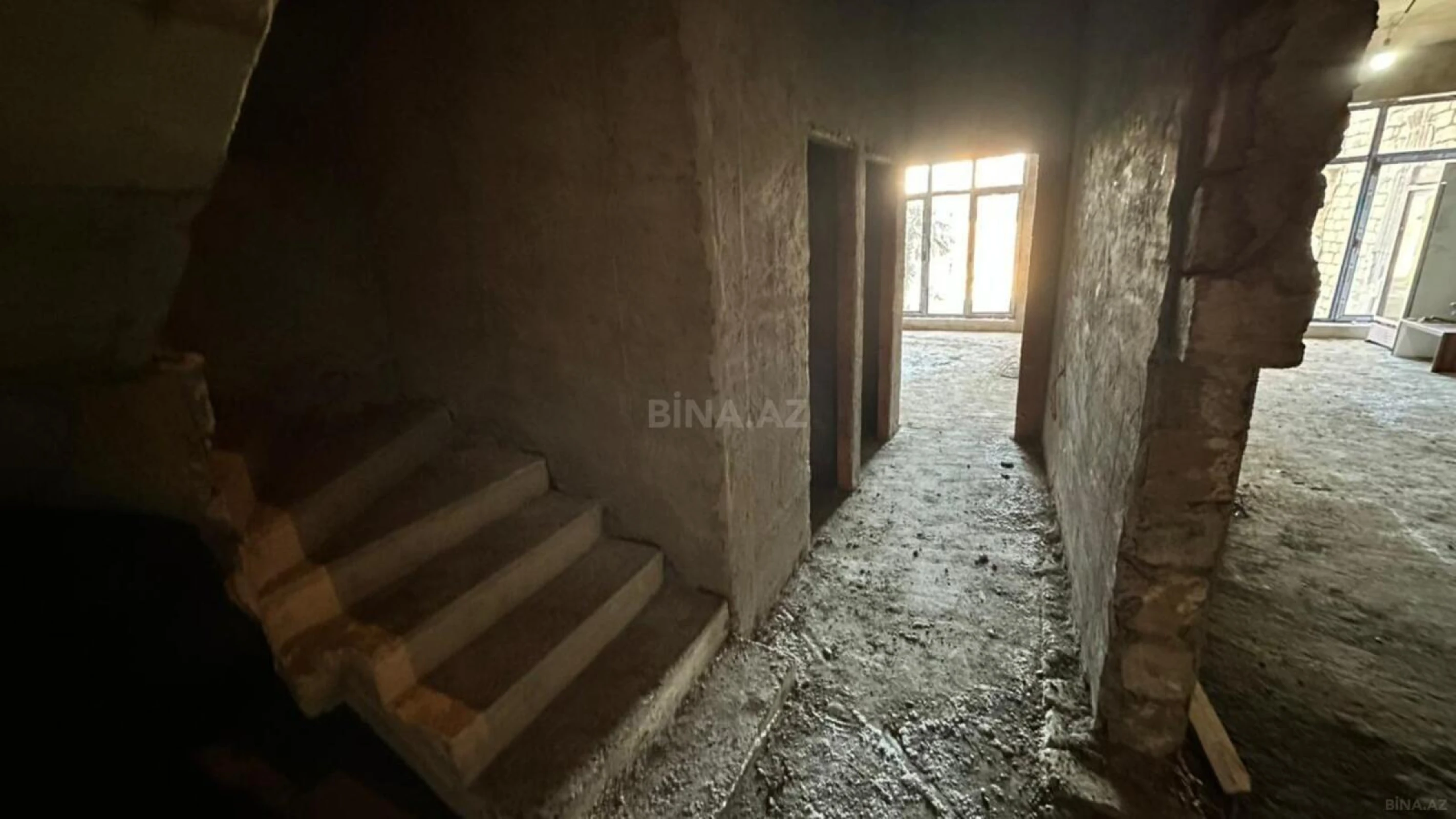 Satılır 4 otaqlı həyət evi 161 m²