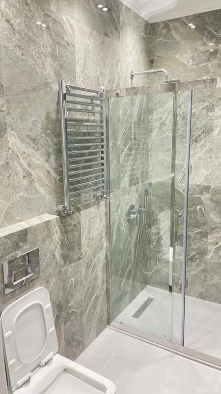 Kirayə verilir 4 otaqlı ofis 135 m²