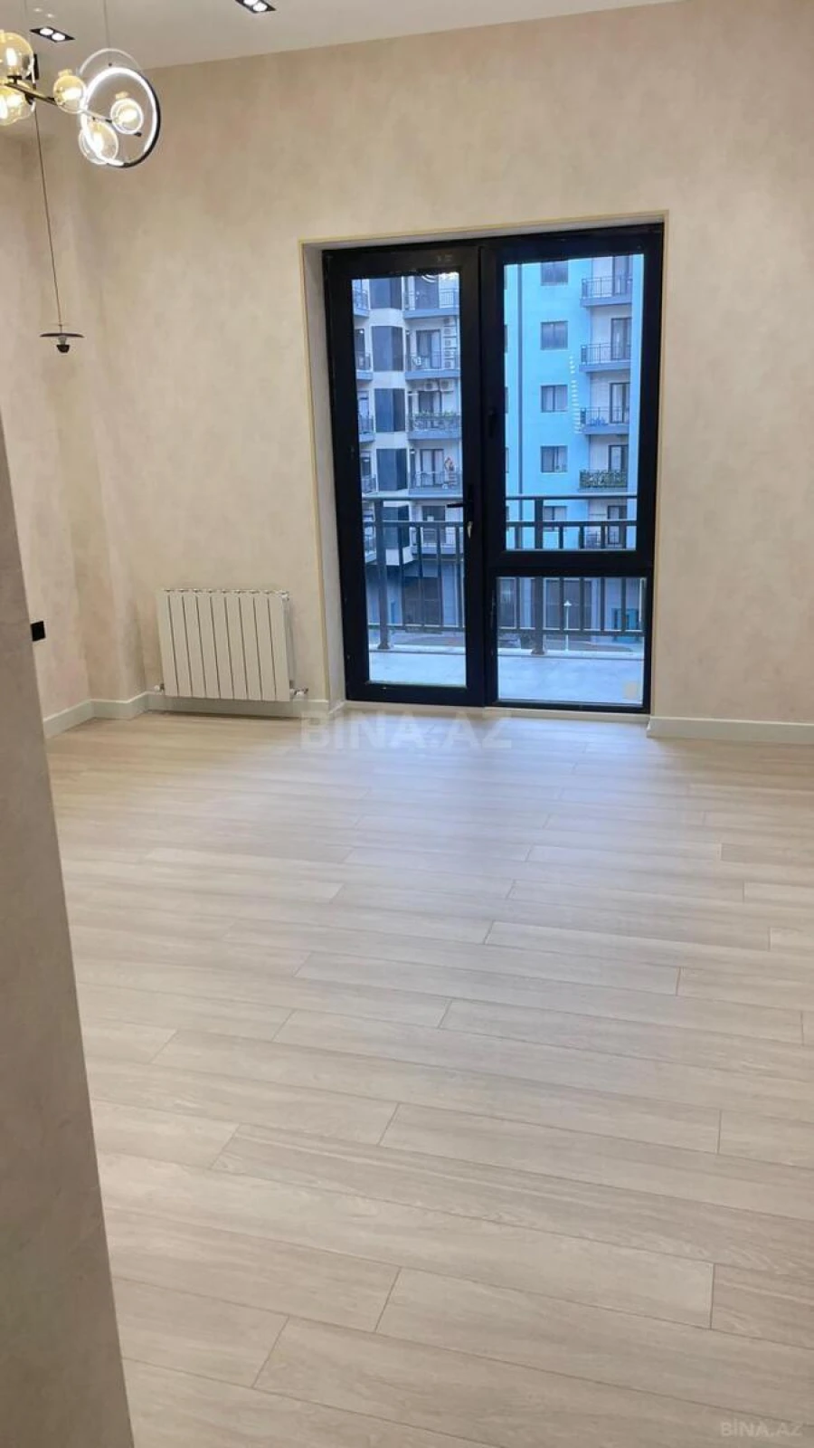 Kirayə verilir 4 otaqlı ofis 135 m²