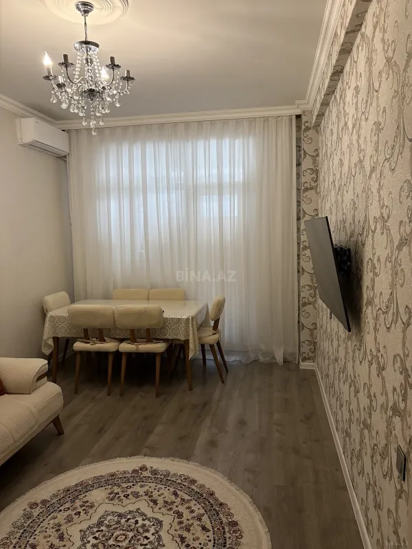 Satılır 2 otaqlı mənzil 68 m²
