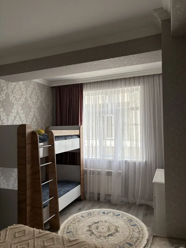 Satılır 2 otaqlı mənzil 68 m²