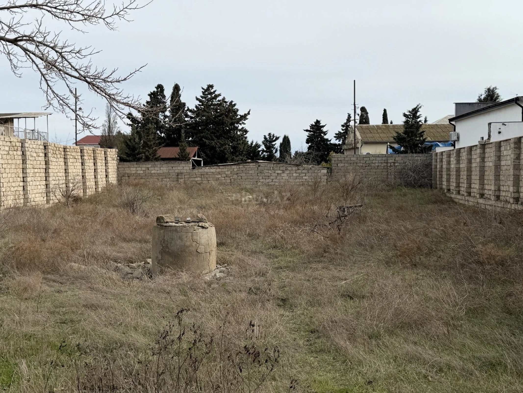 Satılır torpaq sahəsi 12 m²