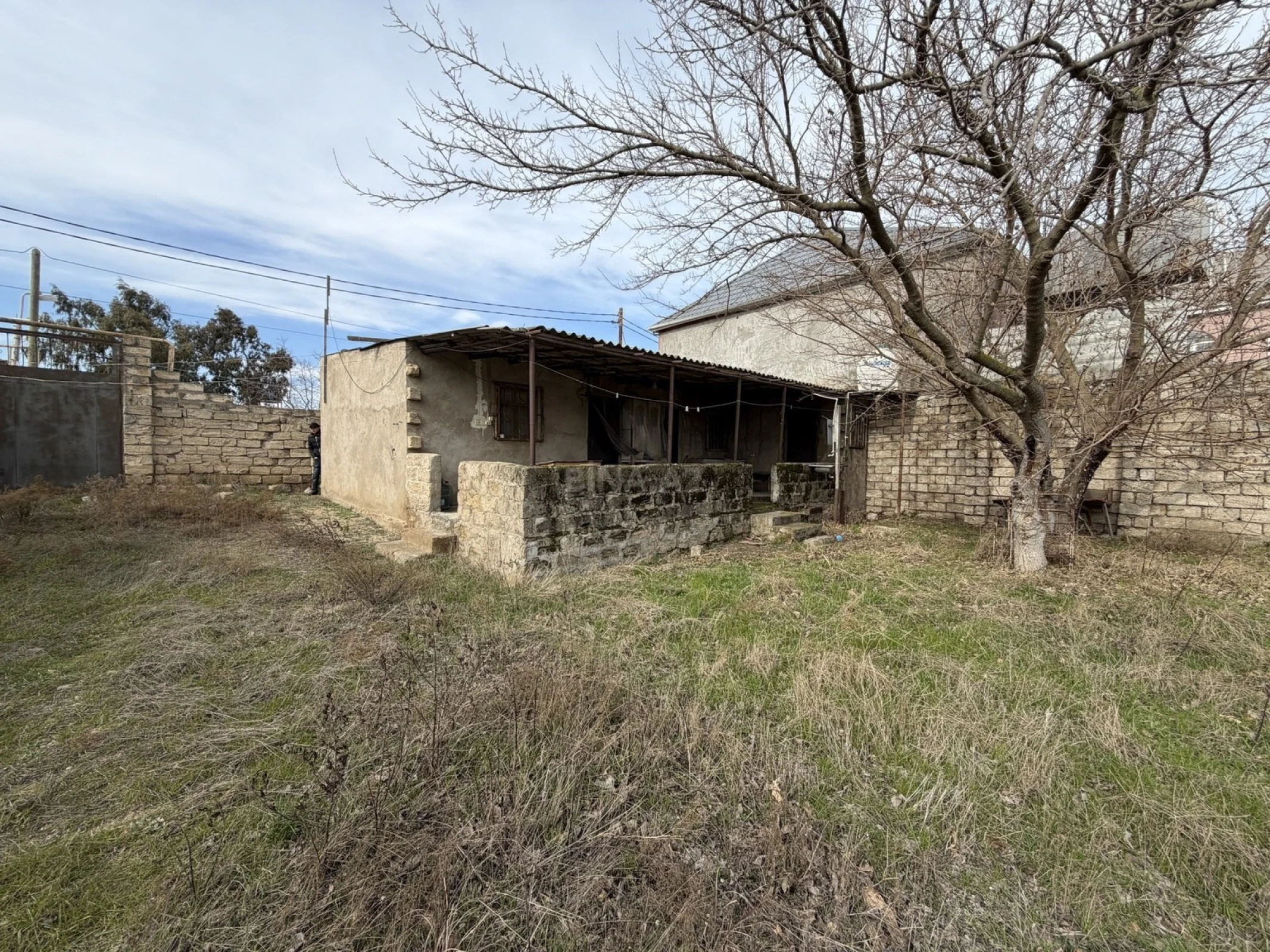 Satılır torpaq sahəsi 12 m²