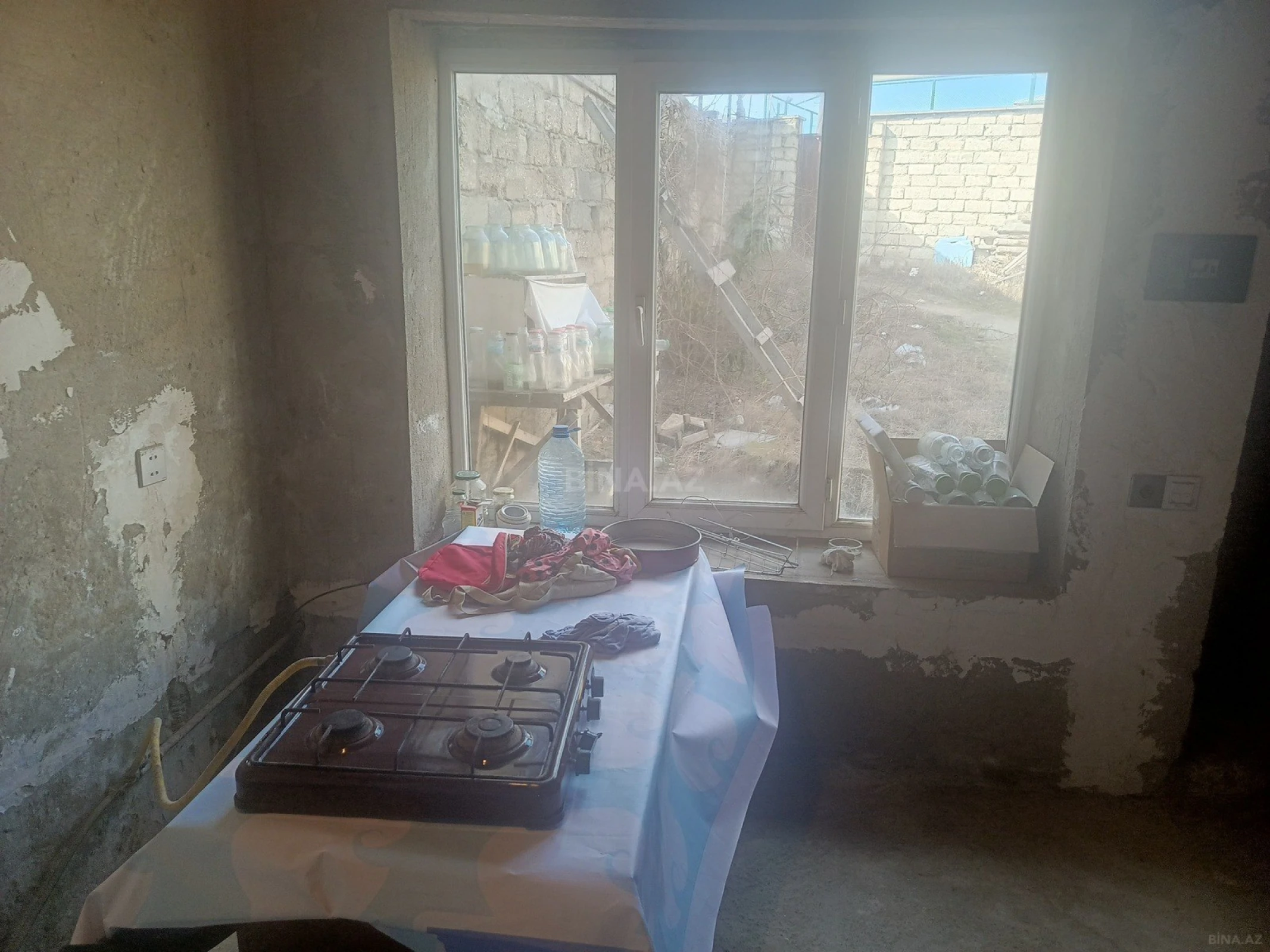 Satılır 3 otaqlı həyət evi 300 m²