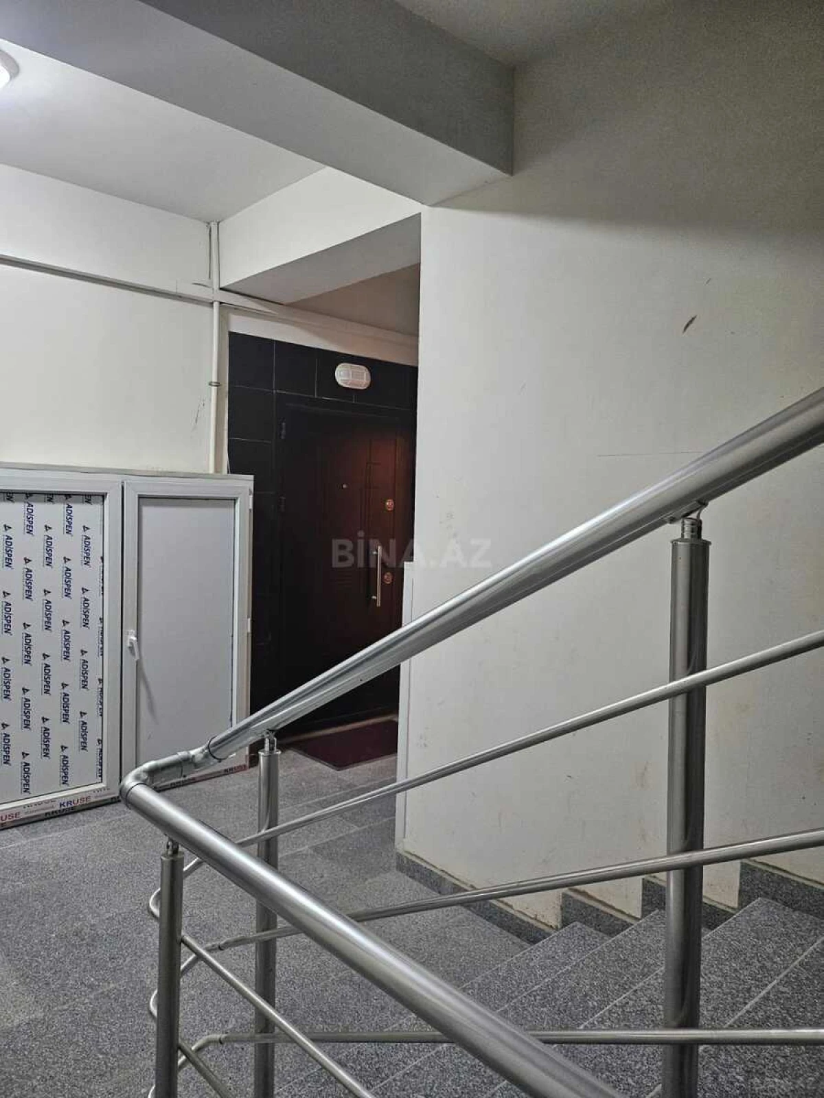 Satılır 2 otaqlı mənzil 50 m²
