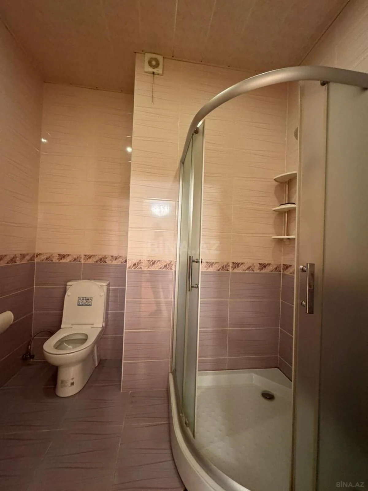 Kirayə verilir 2 otaqlı mənzil 110 m²