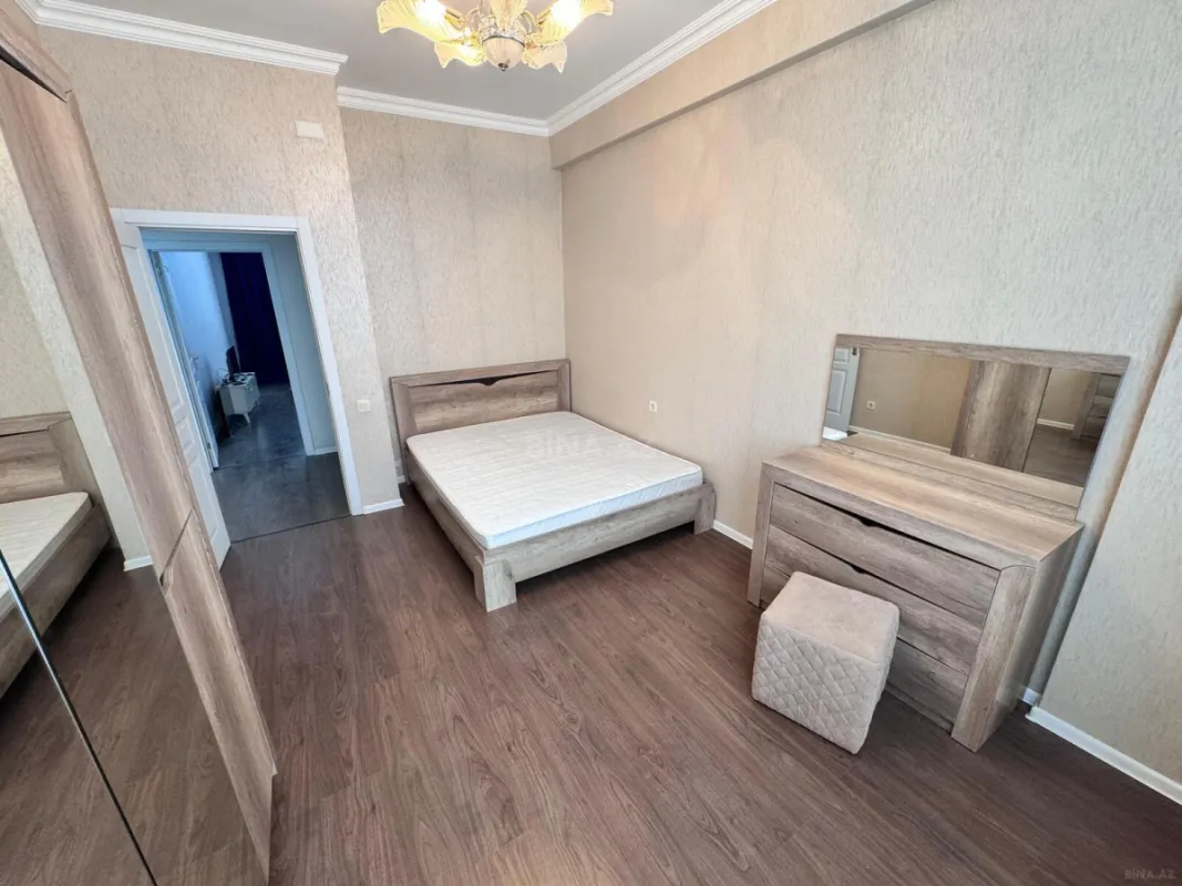 Satılır 3 otaqlı mənzil 83 m²