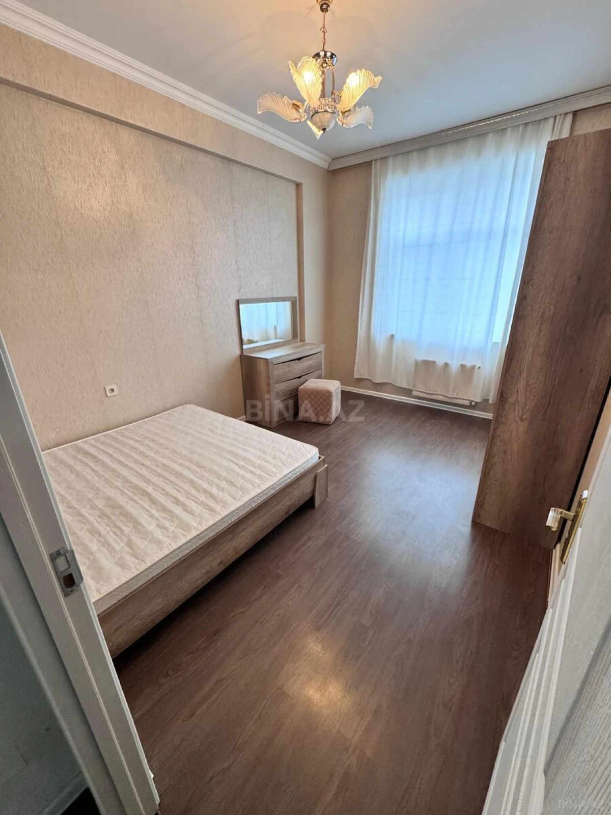 Satılır 3 otaqlı mənzil 83 m²