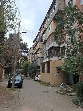Satılır 2 otaqlı mənzil 58 m²