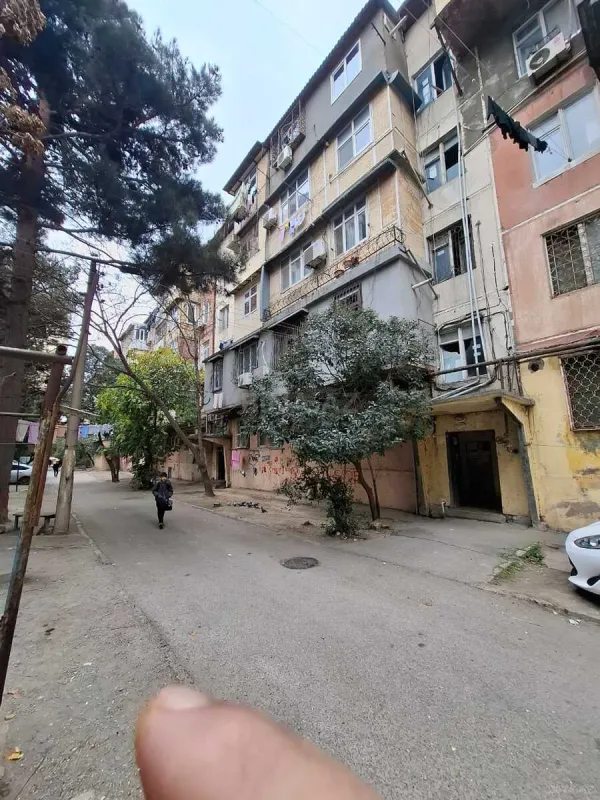 Satılır 2 otaqlı mənzil 58 m²
