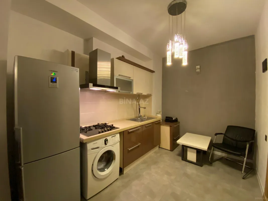 Satılır 2 otaqlı mənzil 125 m²