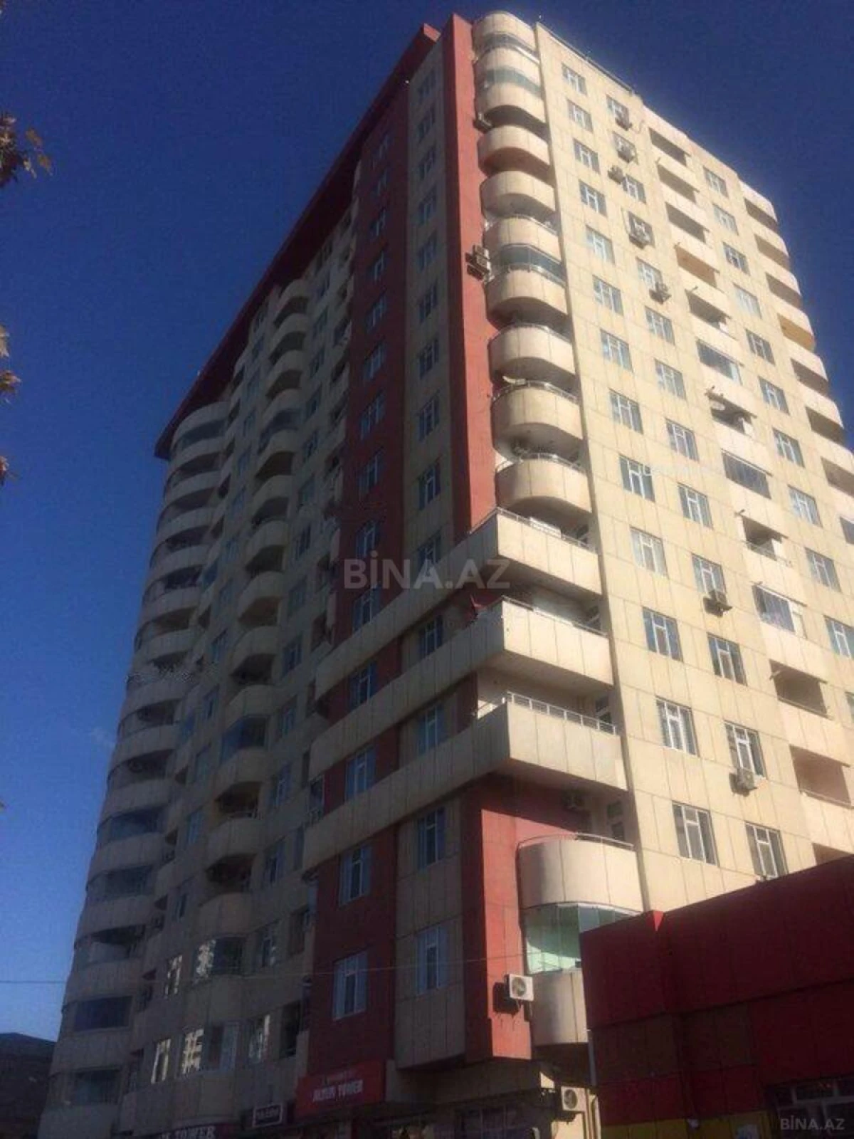 Satılır 2 otaqlı mənzil 125 m²