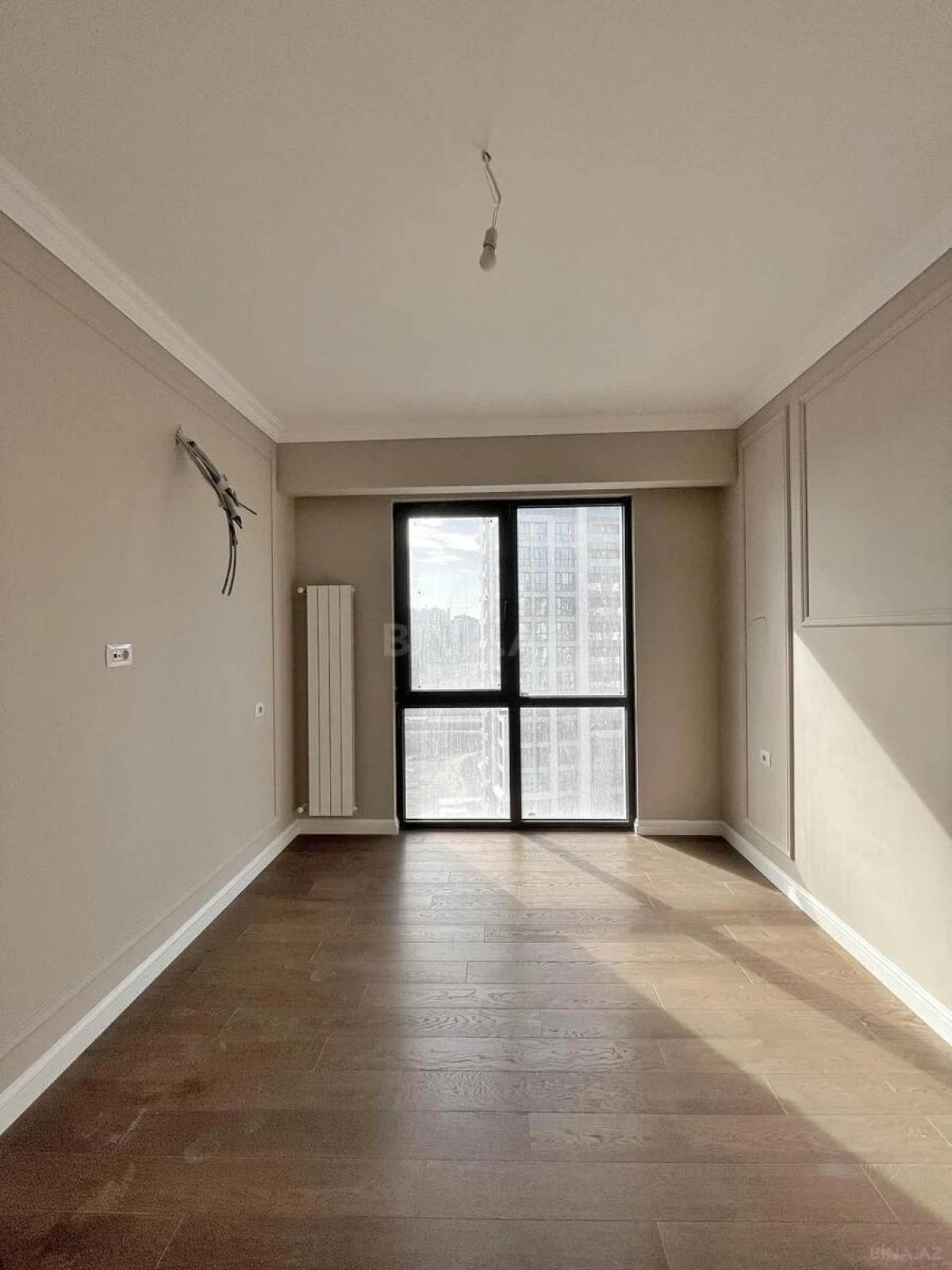 Satılır 3 otaqlı mənzil 92 m²