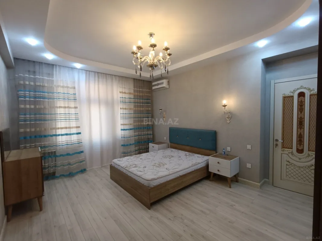 Kirayə verilir 3 otaqlı mənzil 140 m²