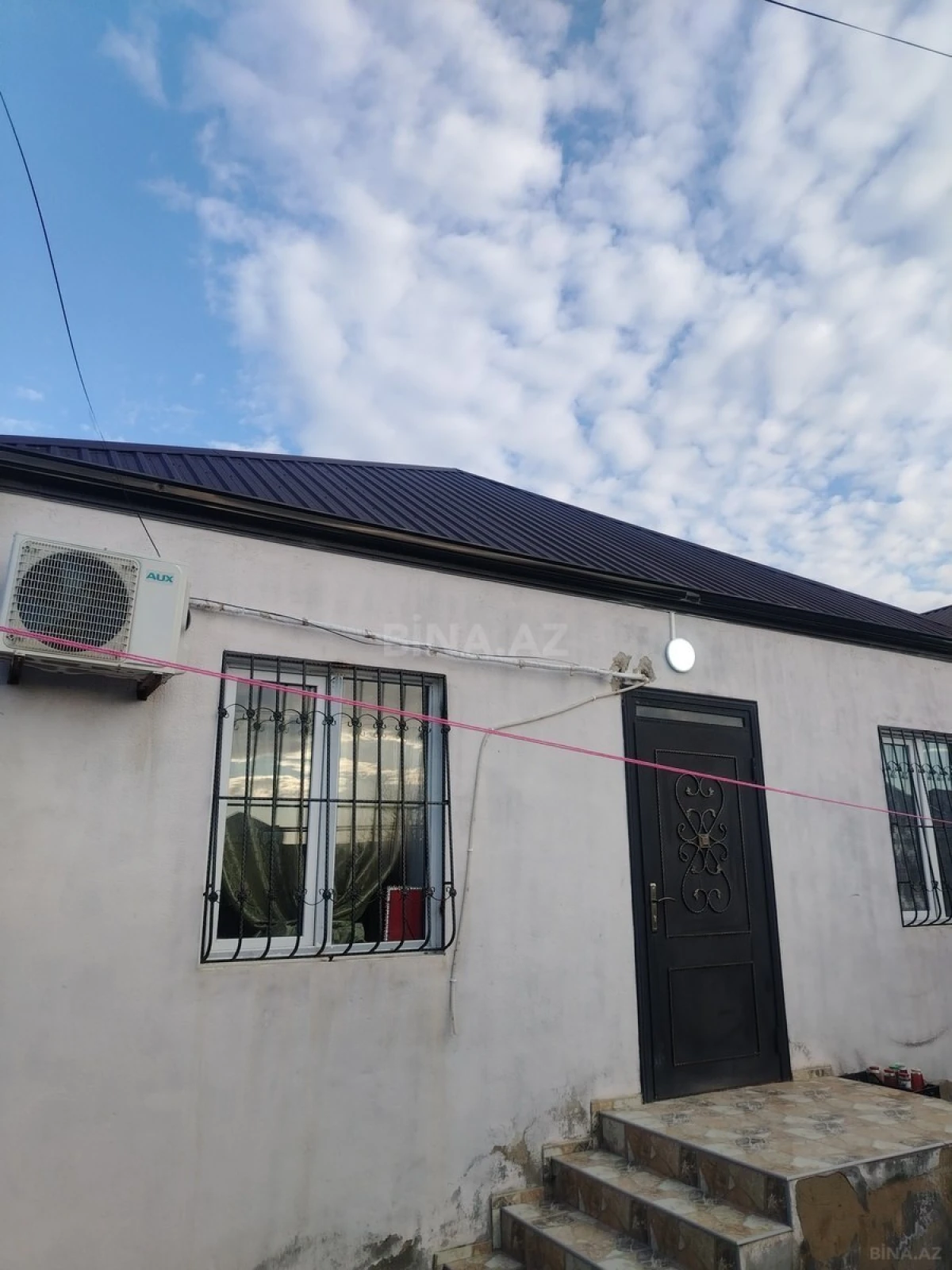 Satılır 3 otaqlı həyət evi 100 m²