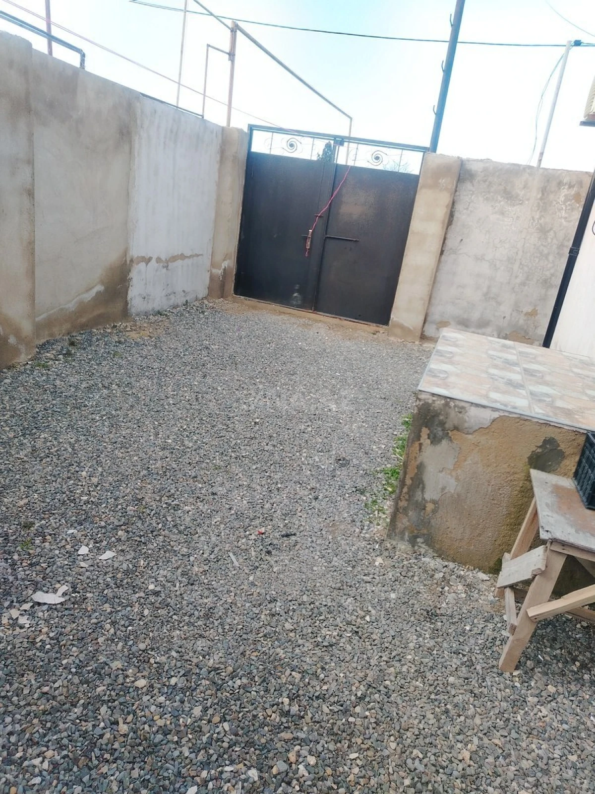 Satılır 3 otaqlı həyət evi 100 m²