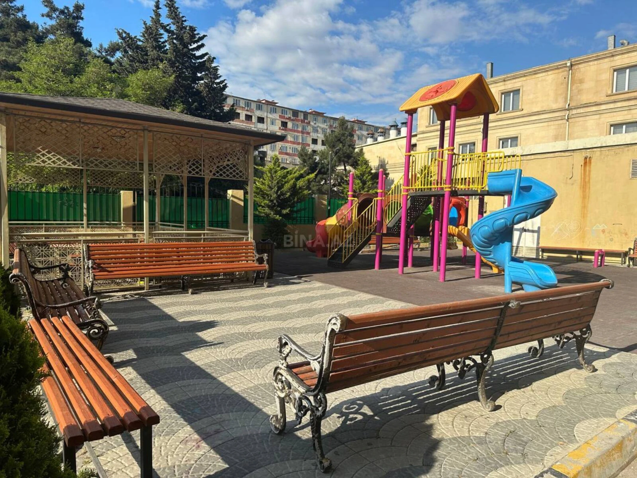 Satılır 2 otaqlı mənzil 55 m²