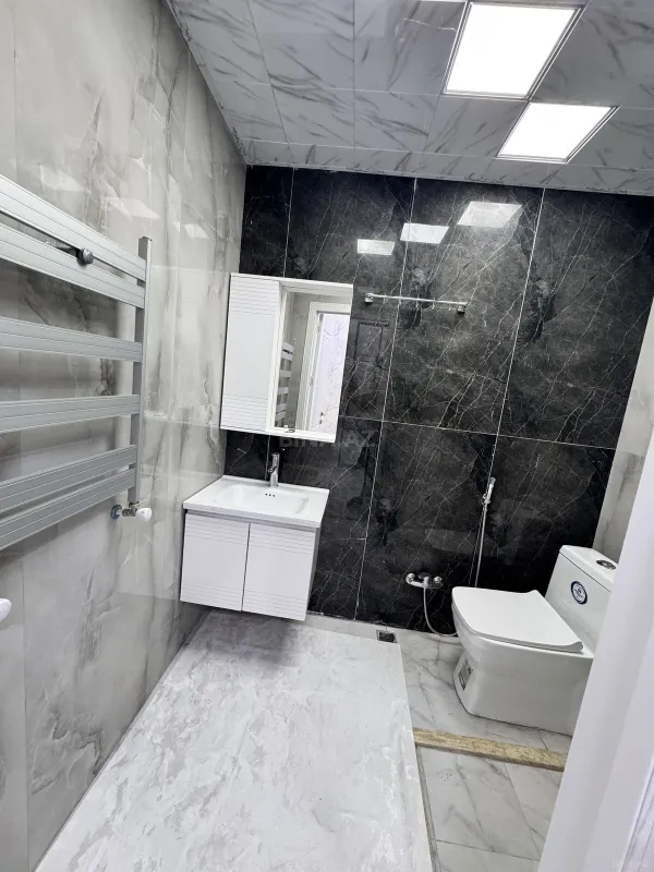 Satılır 2 otaqlı mənzil 56 m²