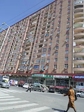 Satılır 3 otaqlı mənzil 107 m² — Bakı 3 otaq 107.00 m²