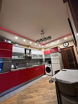 Satılır 3 otaqlı mənzil 107 m²