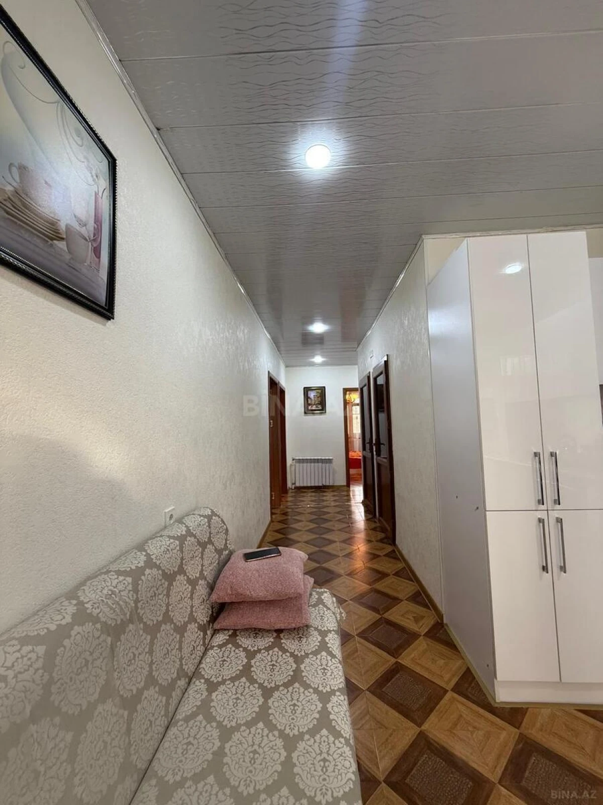 Satılır 4 otaqlı mənzil 80 m²