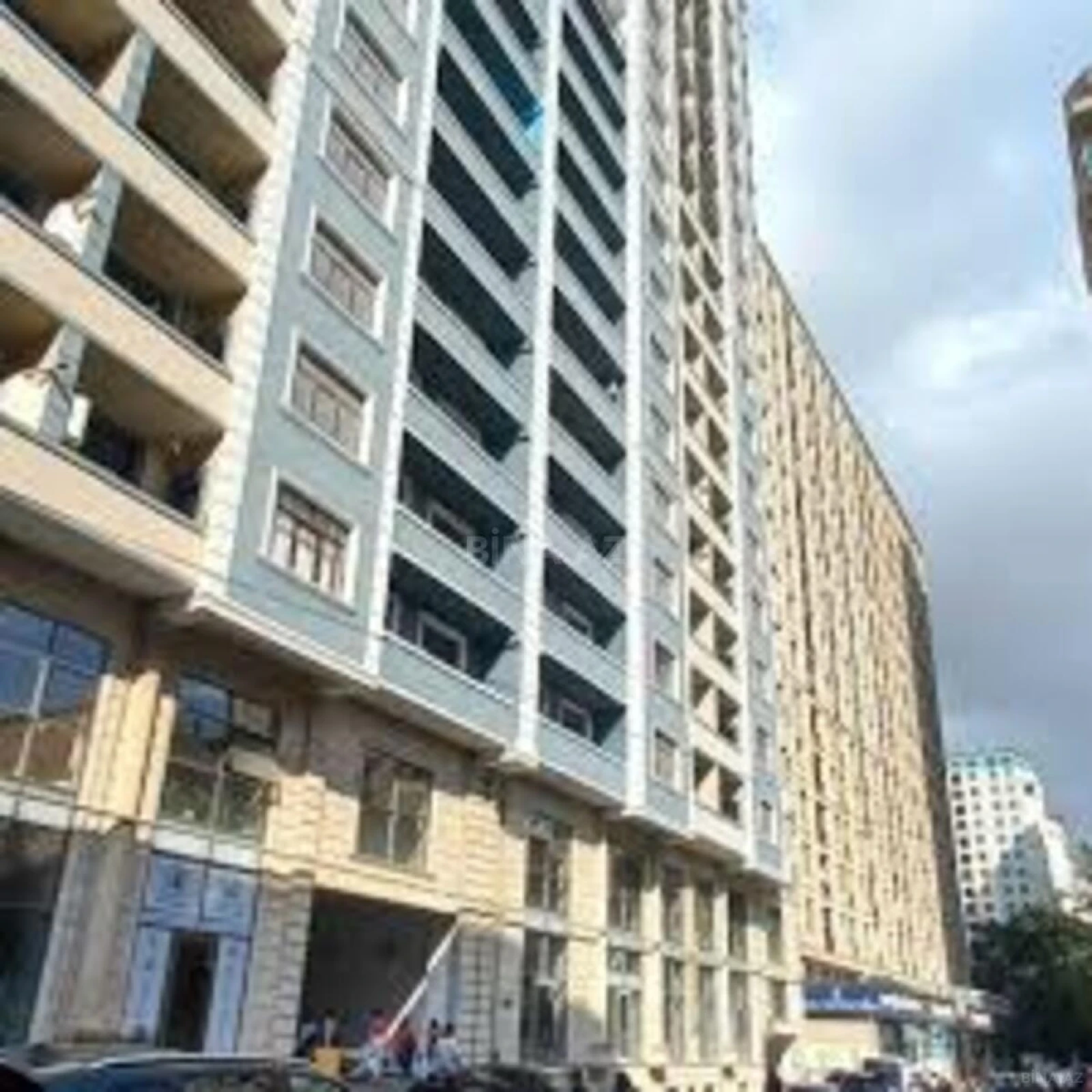 Kirayə verilir 2 otaqlı mənzil 67 m²