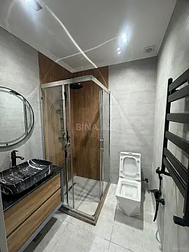 Kirayə verilir 2 otaqlı mənzil 67 m²