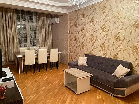 Kirayə verilir 3 otaqlı mənzil 85 m² — Bakı, Memar Əcəmi yanı 3 otaq 85.00 m²