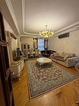 Satılır 2 otaqlı mənzil 97 m²