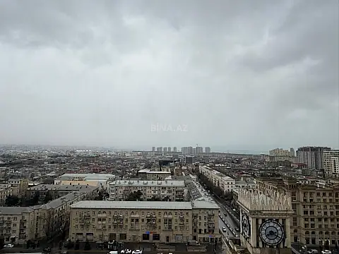 Satılır 3 otaqlı mənzil 115 m²