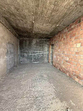 Satılır 3 otaqlı mənzil 145 m²