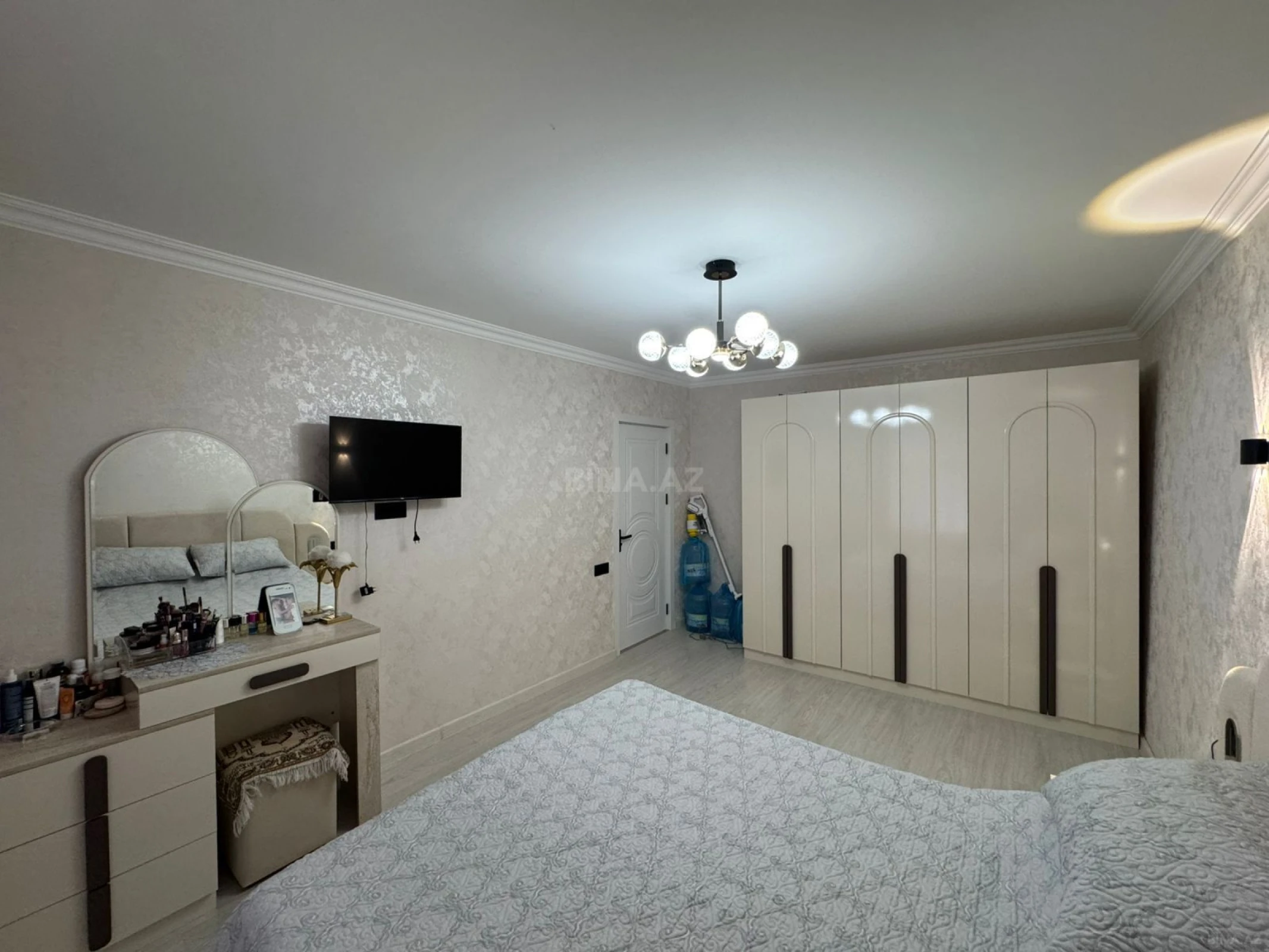 Satılır 3 otaqlı mənzil 70 m²