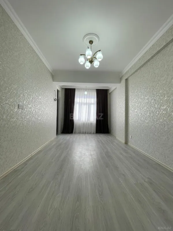 Satılır 2 otaqlı mənzil 72 m²