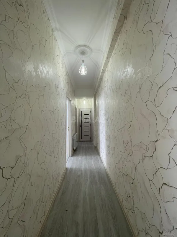 Satılır 2 otaqlı mənzil 72 m²