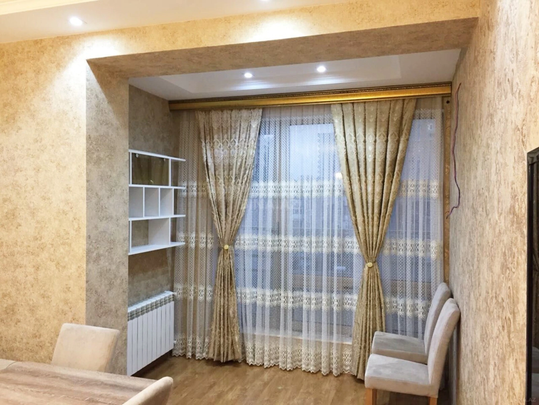 Satılır 4 otaqlı mənzil 55 m²