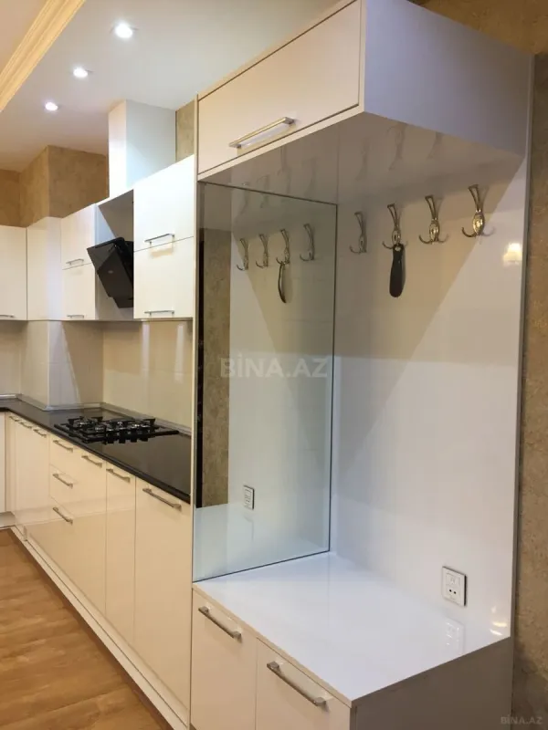 Satılır 4 otaqlı mənzil 55 m²
