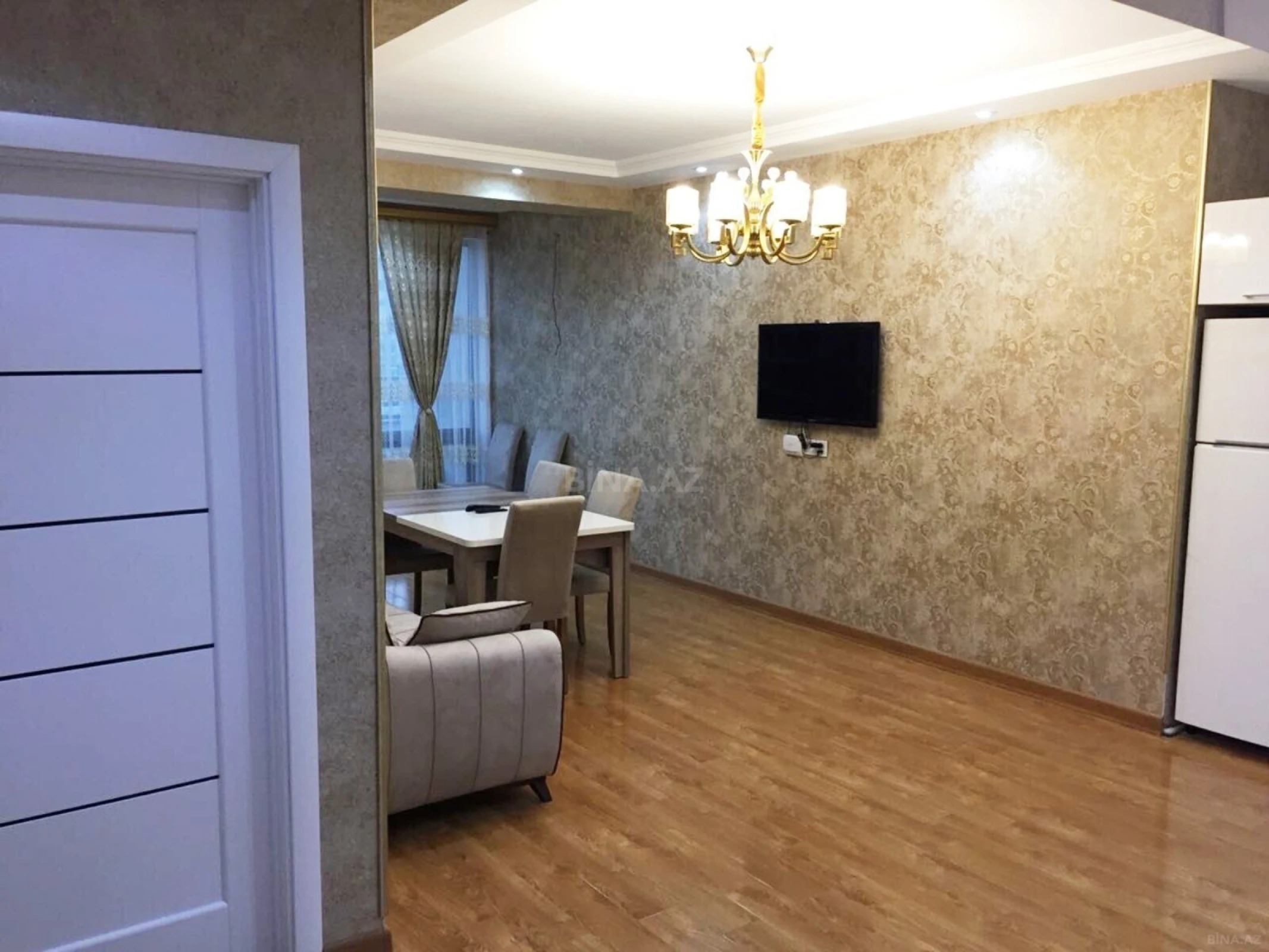 Satılır 4 otaqlı mənzil 55 m²