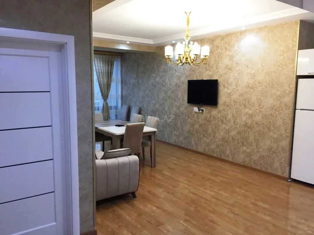 Satılır 4 otaqlı mənzil 55 m²