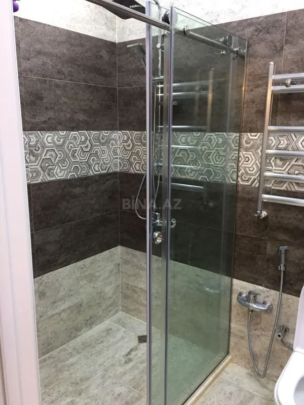 Satılır 4 otaqlı mənzil 55 m²