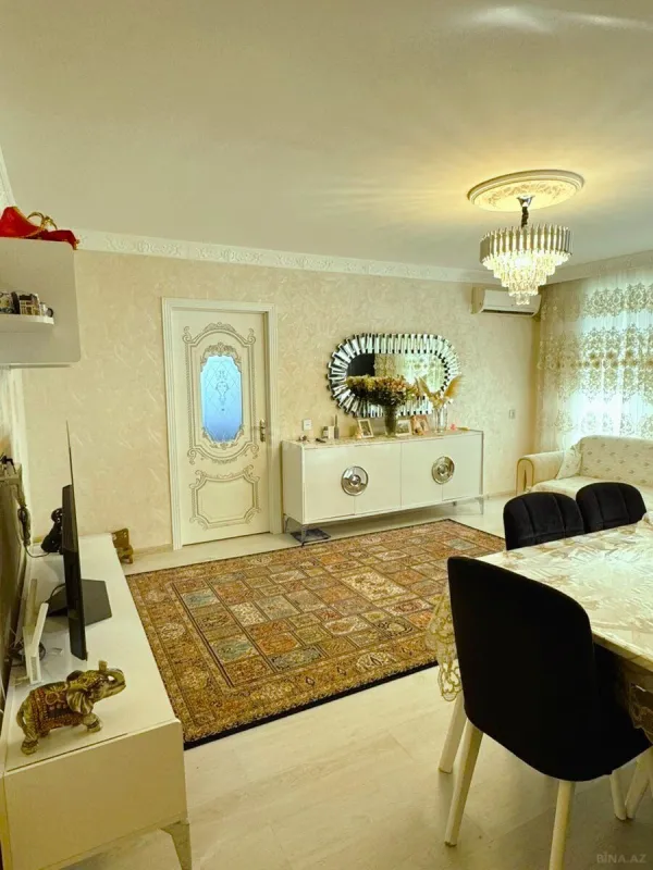 Kirayə verilir 2 otaqlı mənzil 60 m²